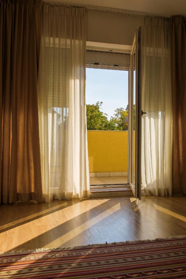 New Stylish Flat Near Old Town Apartament Bucureşti
